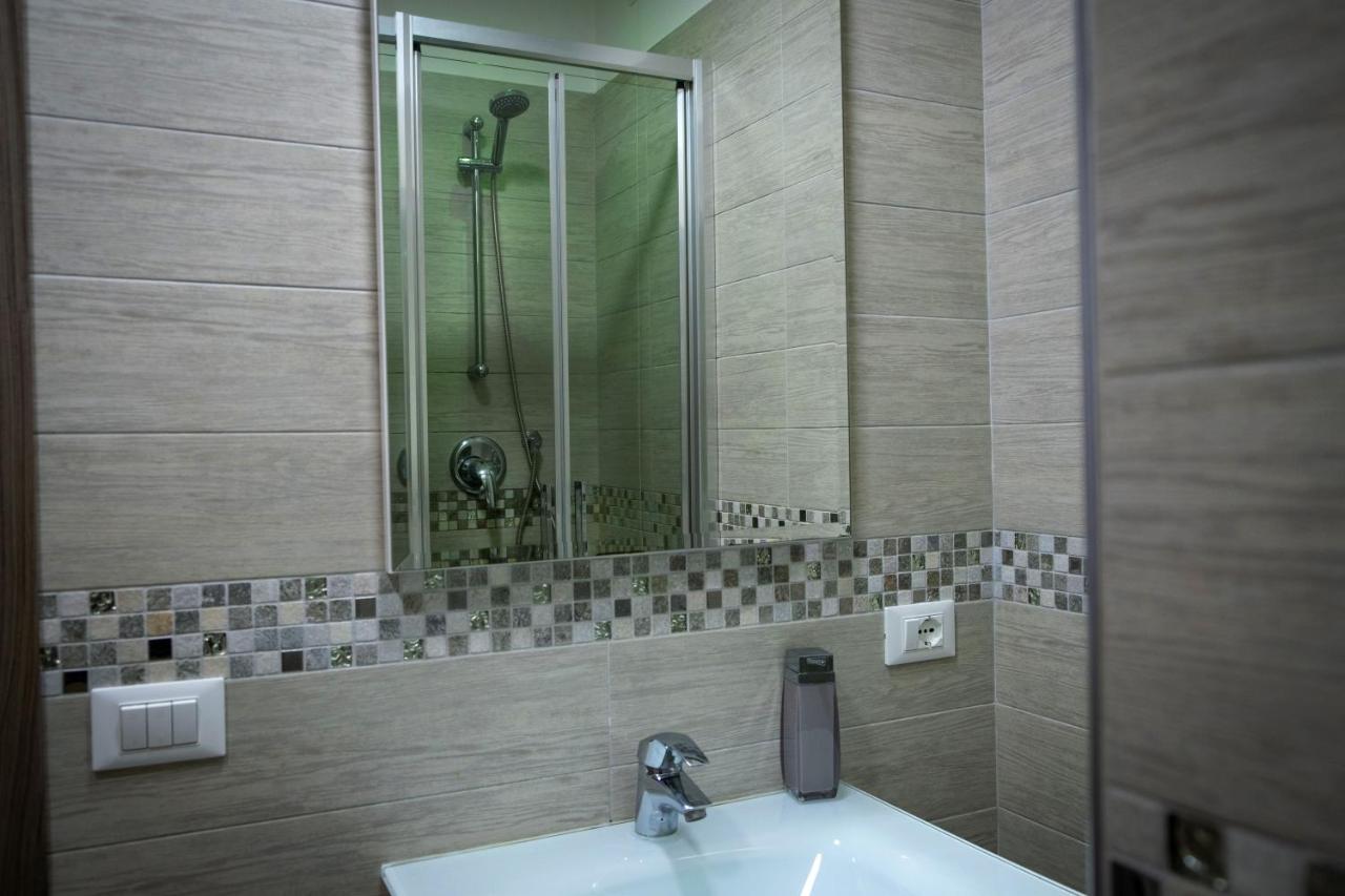 Roma Story 2 Hotel Luaran gambar